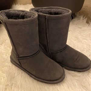 Bear paw boots